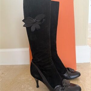 Black Heeled Boots with Stiletto Heel and Pointed Toe